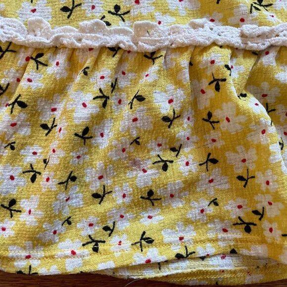 Melissa Paige Petite Yellow Daisy Boho Top - Picture 3 of 5